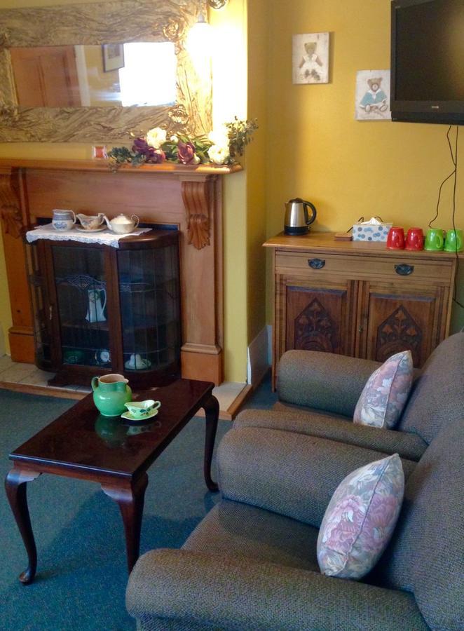 Albatross Inn Bed & Breakfast Dunedin Extérieur photo