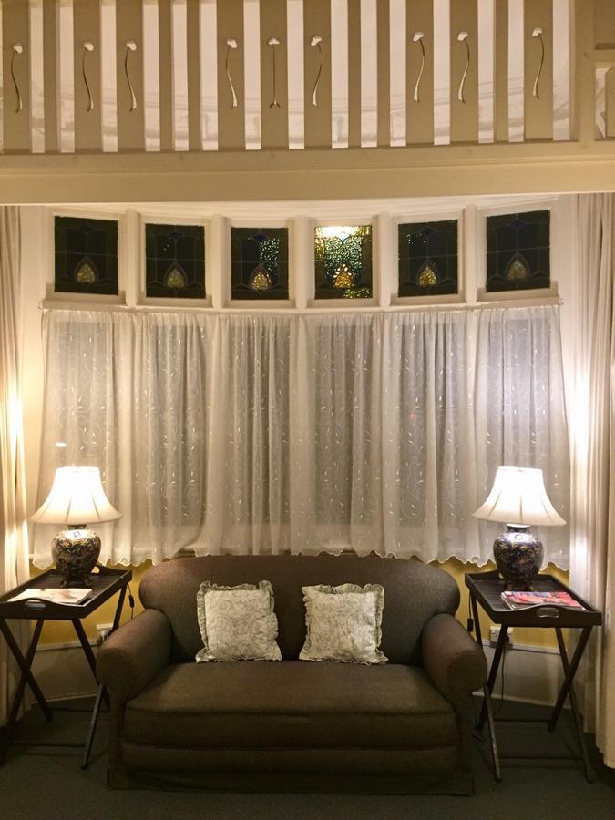 Albatross Inn Bed & Breakfast Dunedin Extérieur photo